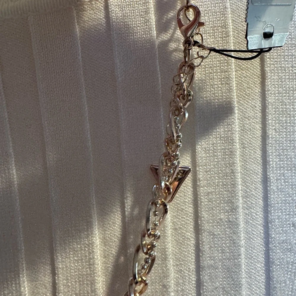 NWT Guess Gold and Silver Tassel Necklace - Picture 6 of 16